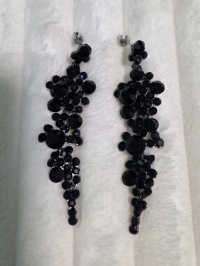 Black Sparkly Earrings